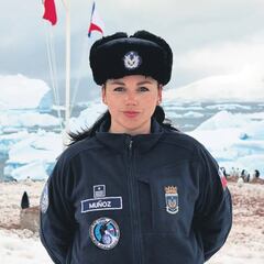 Ella es Francisca Muñoz, la primera mujer chilena a cargo de una base en la Antártica: “Ha sido un sueño de toda mi vida”