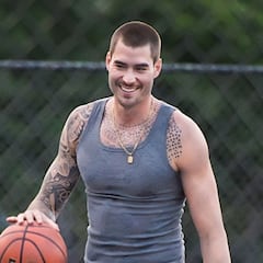 Which five NBA franchises have never had a Spanish player?