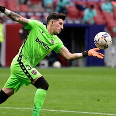 El portero del Levante no se corta: "Espero y deseo que el Madrid gane la Liga"