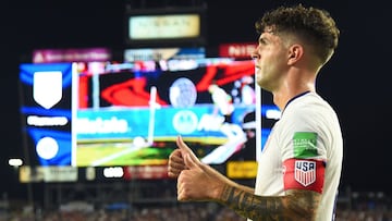 FILE PHOTO: Sep 5, 2021; Nashville, Tennessee, USA; United States midfielder Christian Pulisic (10) in the second half against Canada during a CONCACAF FIFA World Cup Qualifier soccer match at Nissan Stadium. Mandatory Credit: Christopher Hanewinckel-USA 