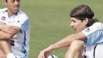 <b>Raúl y Míchel.</b> "Mis compañeros saben que en todos los partidos salgo siempre a morir".