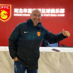 El PF chileno que trabaja en club chino: “Me controlan tres veces al día”