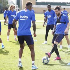 Messi se entrena con el grupo y apunta a Dortmund