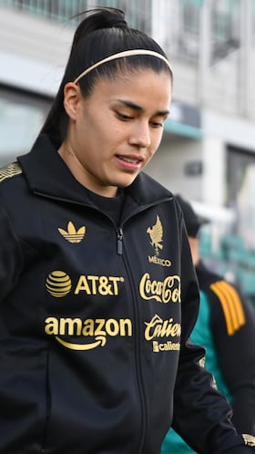 Lizbeth Ovalle of Mexico during the womens friendly match between (Mexican National team) Mexico and Jamaica at CPKC Stadium, on April 05, 2025 in Kansas City, Missouri, United States.