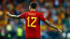 Joselu celebra uno de sus goles.