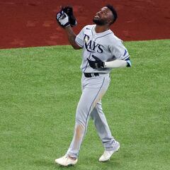 Randy Arozarena empata con Derek Jeter a 22 imparables en postemporada