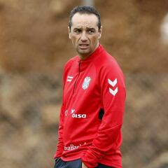 A Oltra se le acumulan los problemas en el Tenerife