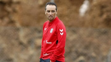 Oltra da instrucciones con el Tenerife.