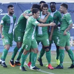 El Cornellà aniquila al Ibiza y sigue soñando con ascender