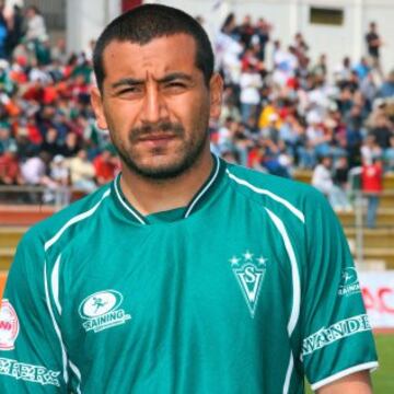 Luis Oyarzún era defensa de Palestino y fue uno de los fijos en la zaga de Juvenal Olmos. Después ficharía por Wanderers.