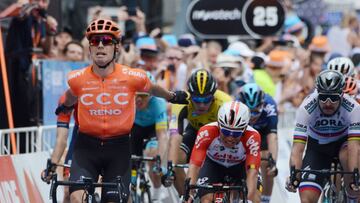 Race winner and new leader Patrick Bevin (L) from New Zealand of CCC Team crosses the finish in Angaston in the Barossa Valley during Stage Two of the Tour Down Under cycling race in Adelaide on January 16, 2019. (Photo by Brenton EDWARDS / AFP)