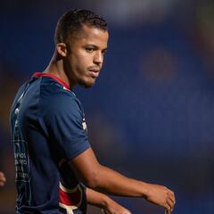Municipal desmiente interés en Giovani Dos Santos
