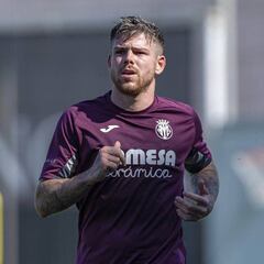 Alberto Moreno estará entre 8 y 10 semanas de baja por lesión