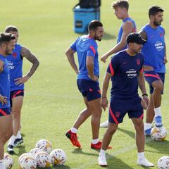 Saúl, Vrsaljko, Kondogbia y las oposiciones a 'tercer central'