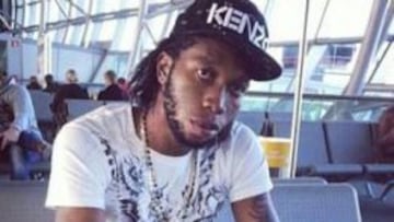 Mbokani, del Norwich, se hizo una foto minutos antes de la explosión en el aeropuerto