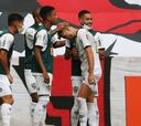 Vargas dio el triunfo al Mineiro y reabre una gran sociedad