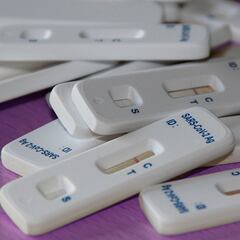 ¿Cómo obtener la baja laboral si eres positivo por Covid-19 y qué pasa si no te has hecho PCR?