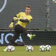 Iván Villar se queda como único portero disponible en el Celta