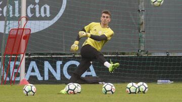 El canterano Iván Villar será titular en los dos amistosos contra el Unión Berlín.