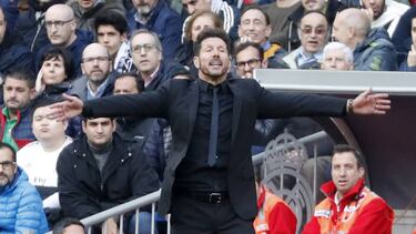 Simeone, en el Bernabéu durante el Madrid-Atlético.