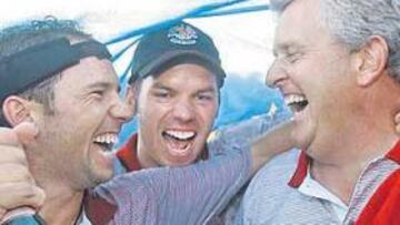 <b>COMUNIÓN EN EUROPA. </b>Sergio García lo festejó a lo grande junto a Colin Montgomerie (a la derecha) y Paul Casey (en el centro).