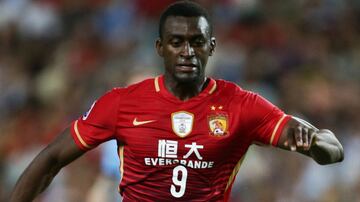 Jackson se convirtió en el cuarto fichaje más caro cuando en 2016 fichó por el Guangzhou Evergrande. El equipo chino invirtió 43 millones de euros por el colombiano