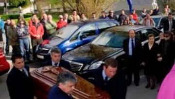 <b>HASTA SIEMPRE. </b>El funeral por Juan Manuel Gozalo tuvo lugar ayer en la Iglesia de San Roque.