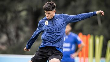 “Él se siente muy querido en la U y Chile... se fue sin conocer a nadie y se adaptó”