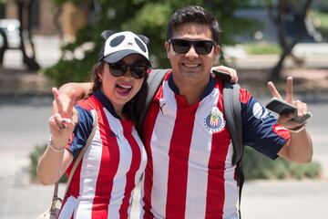 Los aficionados ya calientan el previo a la Final del Clausura 2017 que se disputará en el Estadio Chivas