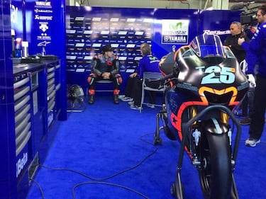 La era Lorenzo-Ducati arrancó a las 10:00 en el Ricardo Tormo