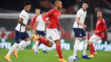 Una Inglaterra muy verde naufraga ante Braithwaite