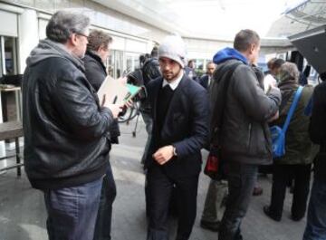 Isco llegando al hotel en Dortmund.