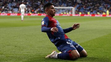 El Huesca busca el regreso de Cucho Hernández.