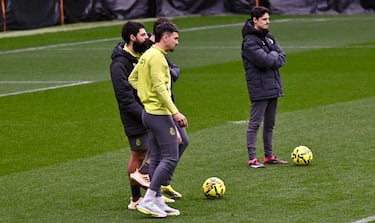 José Alberto: “¿Fichar lateral derecho? Estoy súper contento con la plantilla”