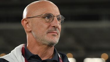 (FILES) In this file photo taken on August 7, 2021 Spain's coach Luis de la Fuente Castillo is pictured before the Tokyo 2020 Olympic Games football competition men's gold medal match against Brazil at Yokohama International Stadium in Yokohama, Japan. - Luis de la Fuente, 61, was named as Spain's new coach on December 8, 2022 shortly after Luis Enrique was sacked following the team's exit from the World Cup. The Spanish football federation confirmed the elevation of their under-21s boss two days after the 2010 champions were eliminated at the last-16 stage in Qatar by Morocco. (Photo by Tiziana FABI / AFP)