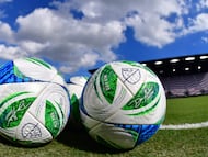 FORT LAUDERDALE, FLORIDA - DECEMBER 06: The official match balls are displayed in the pitch prior to the Audi 2025 MLS Cup Final match between Inter Miami CF and Vancouver Whitecaps FC at Chase Stadium on December 06, 2025 in Fort Lauderdale, Florida. Julio Aguilar/Getty Images/AFP (Photo by Julio Aguilar / GETTY IMAGES NORTH AMERICA / Getty Images via AFP)