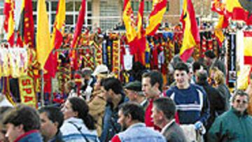 <b>GRAN BAUTISMO.</b> La afición leonesa no quiso perderse el primer partido de la Selección en su ciudad.