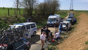 Michael Goolaerts sufre un paro cardíaco en la Paris-Roubaix