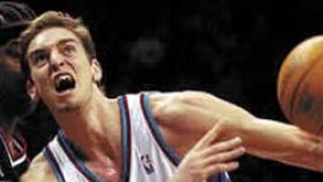 <b>MÁXIMO ESFUERZO.</b> Gasol ha logrado números de estrella, pero ha sufrido para acabar la temporada.