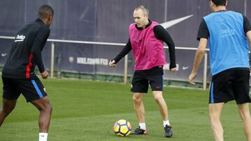 Iniesta est&aacute; listo para poder jugar tras lesionarse.