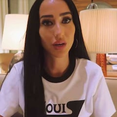 Aurah Ruiz muestra la gran cicatriz que le ha dejado su último retoque estético