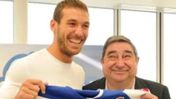 <b>CONTENTOS. </b>Xisco quer¨ªa regresar al Deportivo y el balear era el delantero preferido por Lendoiro.