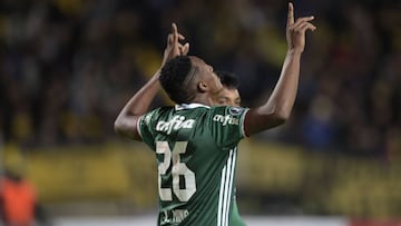 Borja y Mina con clásico paulista, Copa y Libertadores en mayo