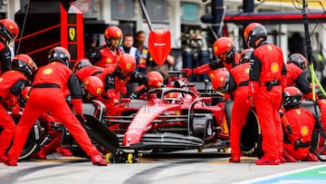 BUDAPEST, HUNGARY - JULY 31: Charles Leclerc of Ferrari and Monaco  during the F1 Grand Prix of Hungary at Hungaroring on July 31, 2022 in Budapest, Hungary. (Photo by Peter J Fox/Getty Images)