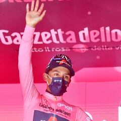 Egan ataca, gana la etapa y es nuevo líder del Giro de Italia