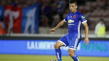 Futbol, Universidad de Chile vs Temuco.
Campeonato de Clausura 2016/17
El jugador de Universidad de Chile Franz Schultz controls el balon durante el partido de primera division contra Temuco disputado en el Estadio Nacional, de Santiago, Chile.
11/02/2017
Andres Pina/Photosport*******
Football, Universidad de Chile vs Temuco.
Clousure Championship 2016/17
Universidad de Chile's player Franz Schultz controls the ball during the first division football match against Temuco at Nacional stadium in Santiago, Chile.
11/02/2017
Andres Pina/Photosport
