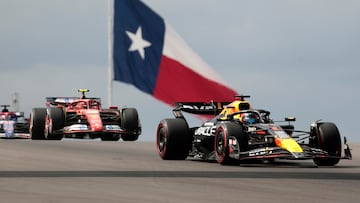 Max Verstappen (Red Bull RB20 y Carlos Sainz (Ferrari SF-24). Austin, Estados Unidos. F1 2024.