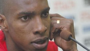 "Tenemos muchas dificultades para superar al rival cuando éste nos presiona"