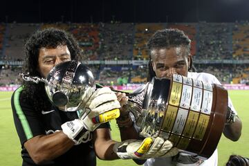 Nacional le rinde homenaje a Tréllez con la Copa Libertadores