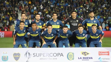 AME8361. MENDOZA (ARGENTINA), 02/05/2019.- Plantel de Boca Juniors en la final de la Supercopa Argentina entre Boca Juniors, campeón de la Superliga de 2018, y Rosario Central, ganador de la Copa Argentina de ese mismo año, este jueves, en el estadio Malvinas Argentinas de la provincia de Mendoza (Argentina). EFE/Marcelo Ruiz